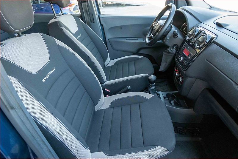 Dacia Lodgy (2019) Stepway 1.3 TCe, 7 míst - fotka 9 z 16