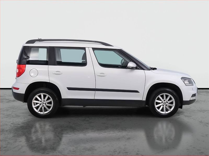 Škoda Yeti (2015) 2.0 TDI, 4X4, Navi, Tempomat - fotka 6 z 19