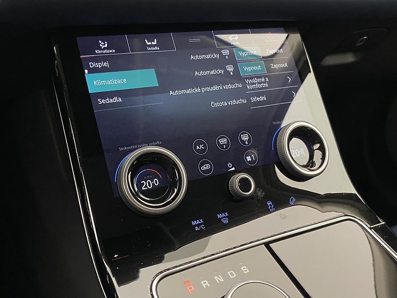 Land Rover Range Rover Velar P250 HSE AWD AUT CZ - fotka 38 z 45