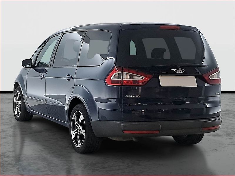 Ford Galaxy (2010) 2.0 TDCi, 7 míst, rezervace - fotka 4 z 18