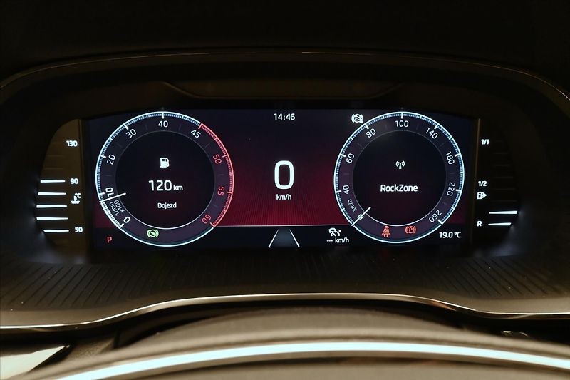 Škoda Octavia 2,0 TDI 110 kW DSG Style Záruk - fotka 16 z 32