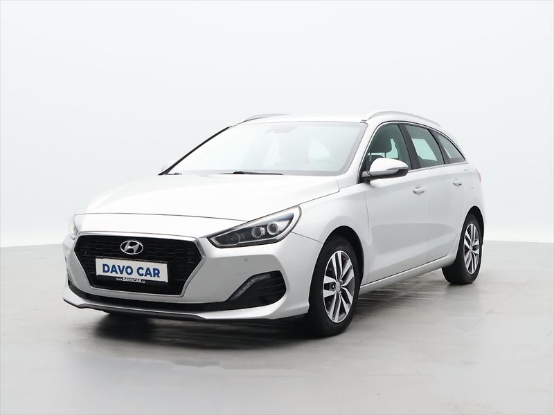 Hyundai i30 1,4 T-GDI 103kW DCT Navi LED - fotka 3 z 32