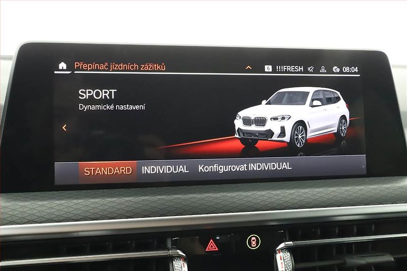BMW X3 (2022) xDrive20i - fotka 14 z 18