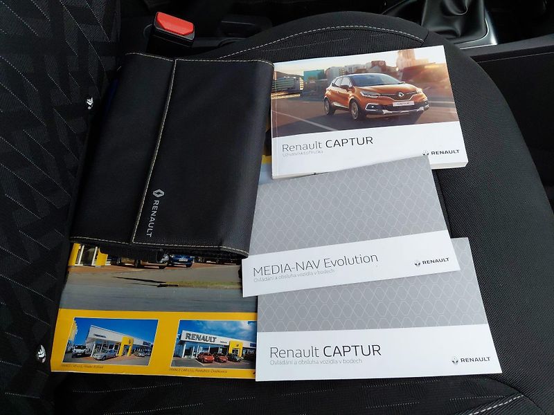 Renault Captur (2019) 0,9TCe Limited   - fotka 24 z 24