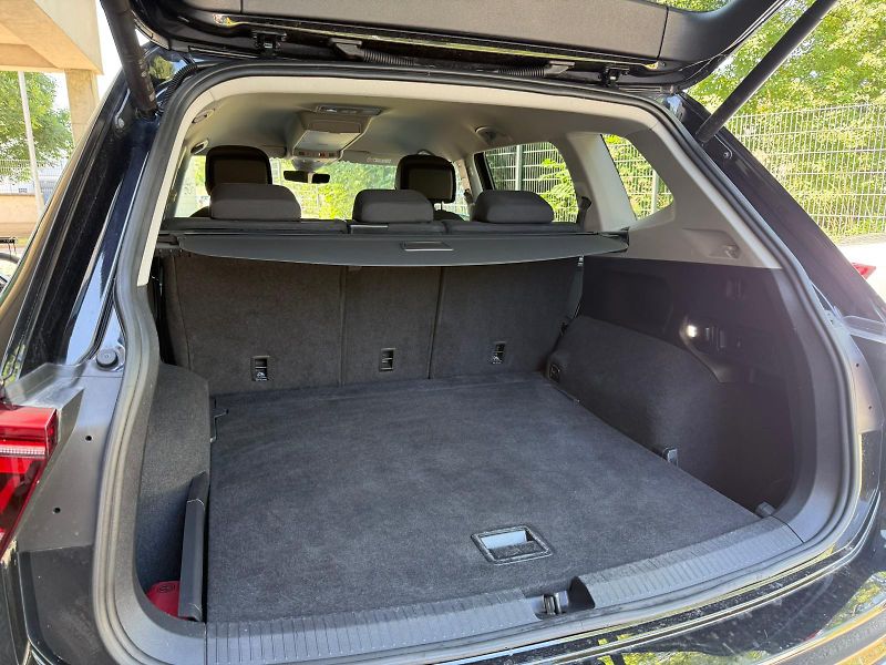 Volkswagen Tiguan Elegance 2.0TDI 147 kW DSG 4x4 - fotka 23 z 25