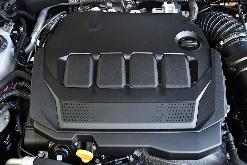 Škoda Superb 2.0TDi 147kW STYLE  NTOP TAŽNÉ - fotka 45 z 45