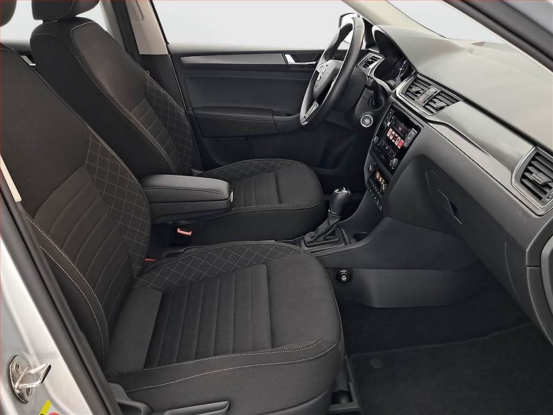 Škoda Rapid (2018) Style Plus 1.0 TSI, Automat - fotka 9 z 19