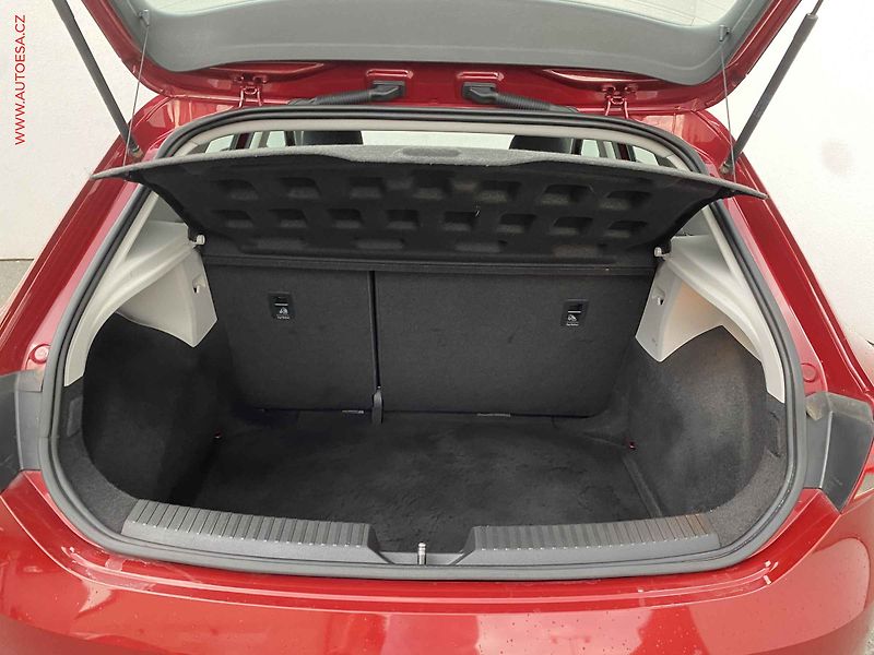 Seat Leon (2014) 1.2 TSi, Style, LED, navi - fotka 7 z 17