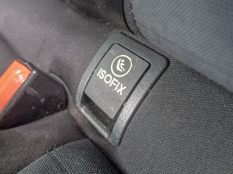 Mercedes-Benz Třídy C (2019) 220CDI LED – NAVIGACE - fotka 48 z 58
