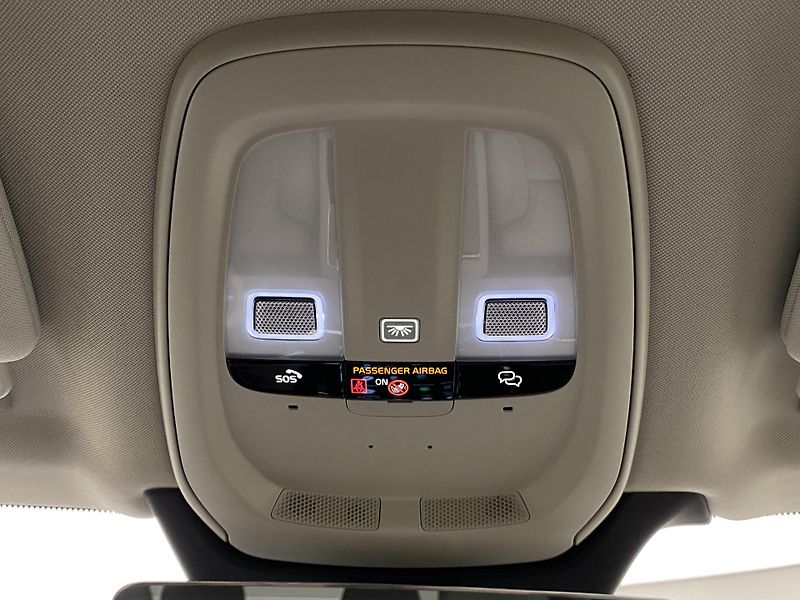 Volvo XC90 T8 AWD RECHARGE BRIGHT PLUS 7m - fotka 32 z 67