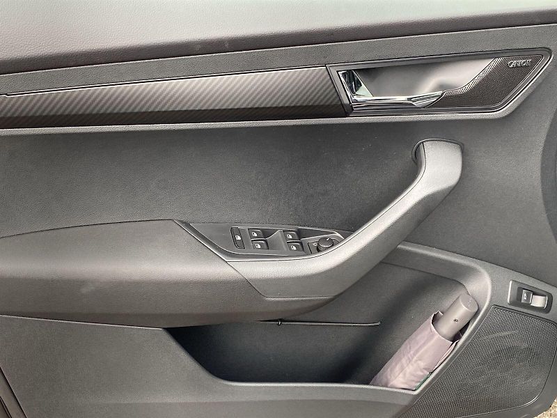 Škoda Karoq (2026) 1.5 TSI DSG Sportline - fotka 35 z 45