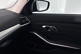 BMW Řada 3 320d xDrive - náhled 15