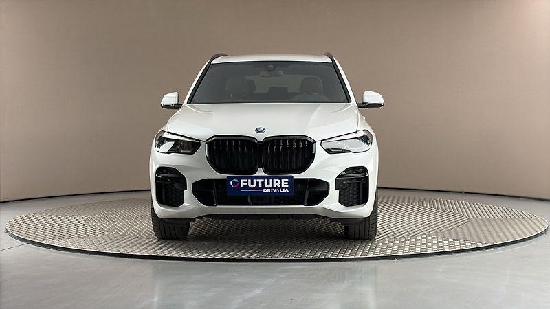 BMW X5 45e AUT xDrive M-paket - fotka 3 z 30