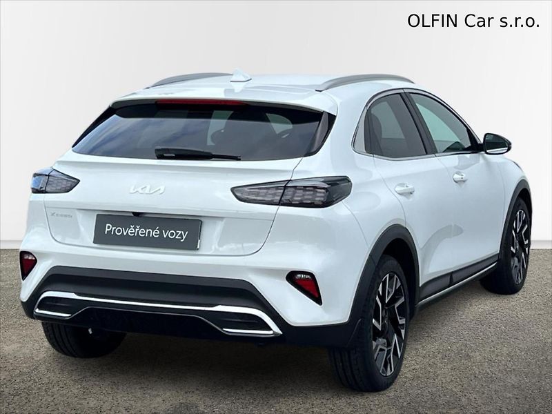 Kia XCeed 1,6 T-GDi 132kW 7DCT STEEL EDI - fotka 2 z 26