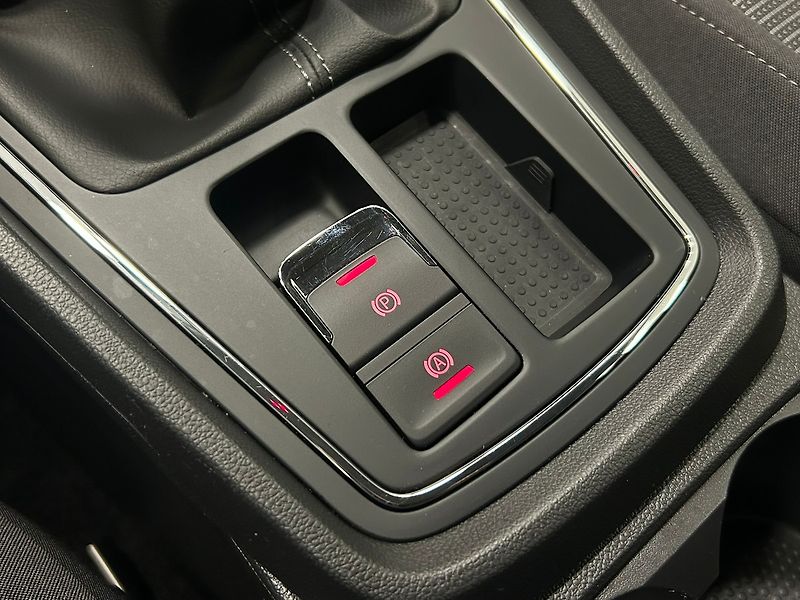 Seat Leon (2020) 1.5 TGI MAN 2020 záruka 1R - fotka 47 z 55