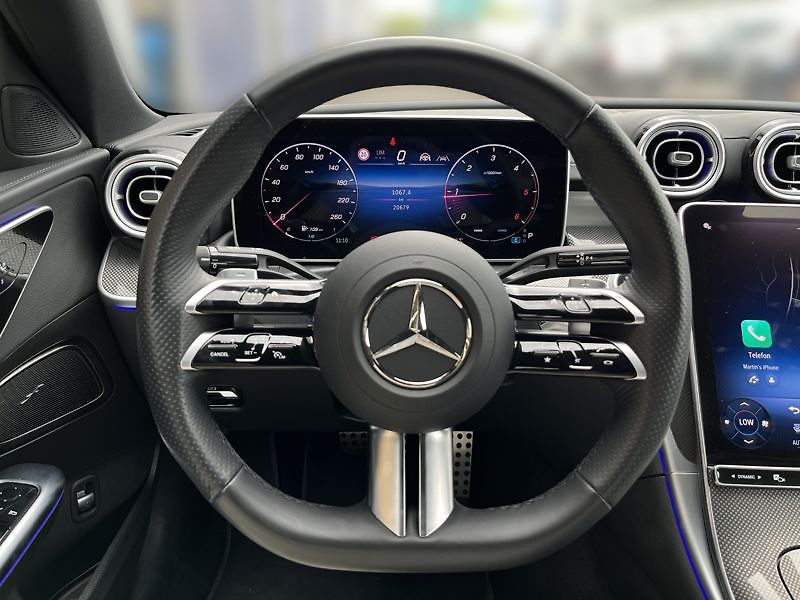 Mercedes-Benz Třídy C 220 d 4MATIC AMG Night - fotka 11 z 18