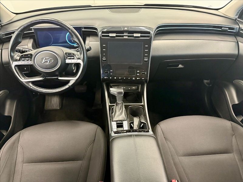 Hyundai Tucson 1,6 T-GDI SMART 4X4 - fotka 7 z 17