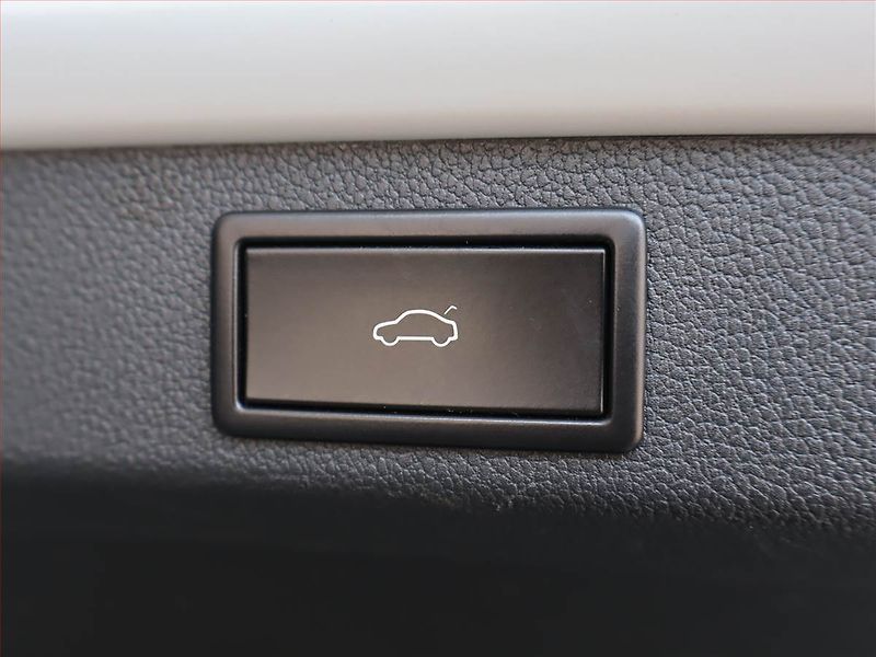 Škoda Superb (2018) 2.0 TDI, Automat, Kůže, Navi - fotka 25 z 25
