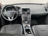 Volvo XC60 (2016) 2.4 D4 AWD, ČR, Momentum, AT - náhled 8