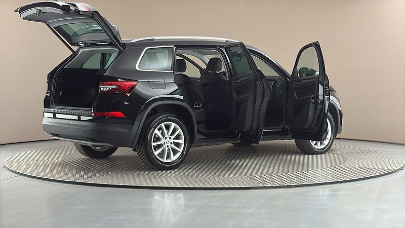 Škoda Kodiaq 2.0 TDI DSG 4x4 Style - fotka 6 z 29