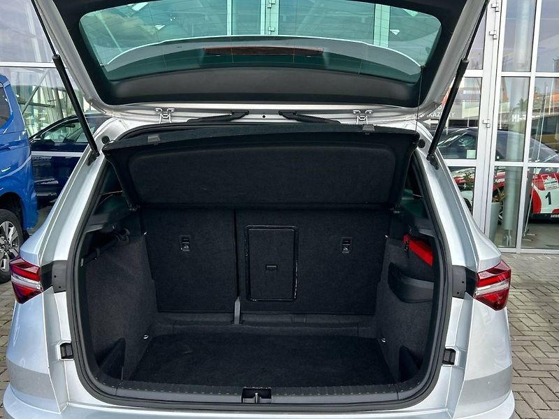 Škoda Karoq (2022) 1.5 TSI 7DSG Sportline - fotka 9 z 35