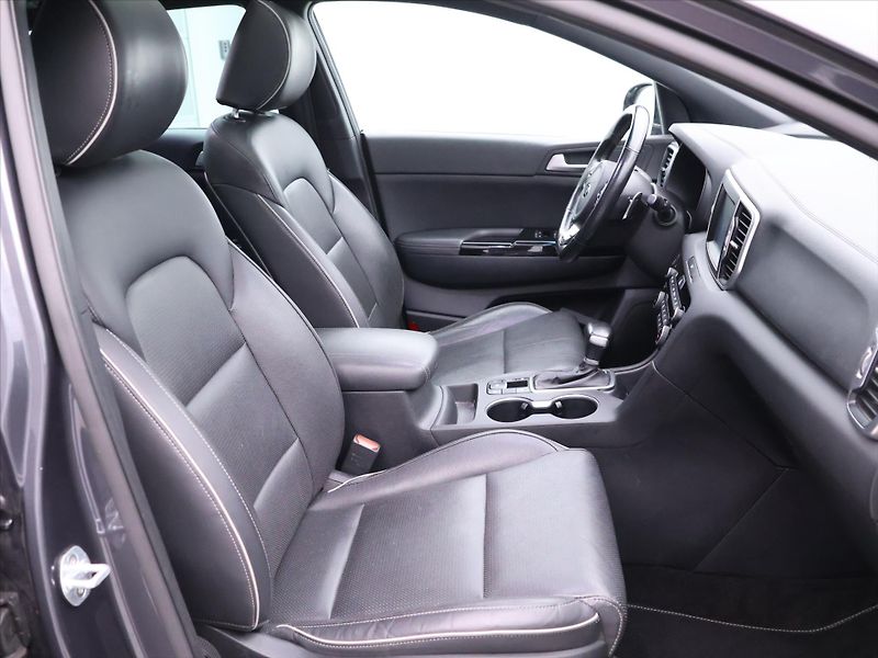 Kia Sportage 1.6 T-GDI GT-line Aut. 4x4 DPH - fotka 11 z 37