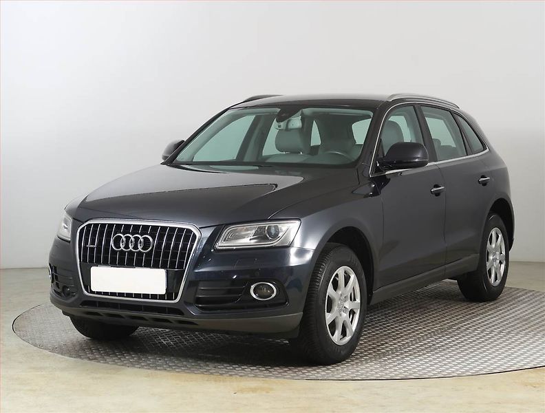 Audi Q5 (2015) design 2.0 TDI, 4X4, Automat - fotka 2 z 24