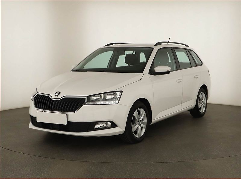 Škoda Fabia (2021) Ambition 1.0 TSI, ČR,1.maj - fotka 2 z 12