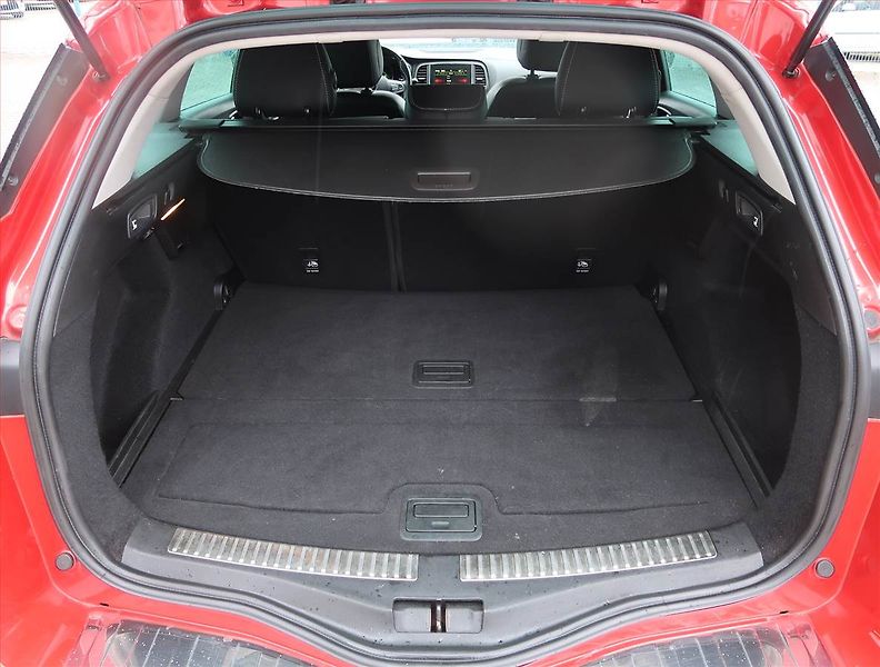 Renault Mégane (2018) 1.2 TCe, Serv.kniha, Kůže - fotka 14 z 19