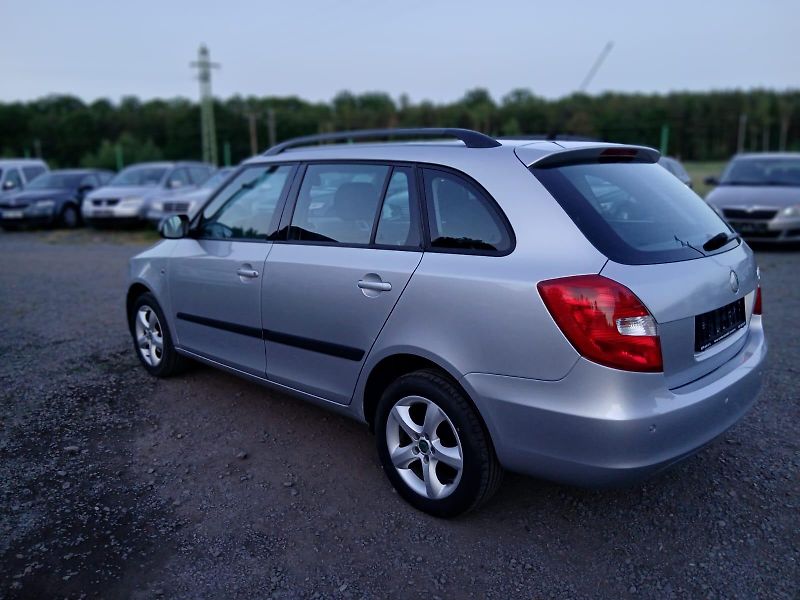 Škoda Fabia 1.2i, ALU, klima - fotka 13 z 31