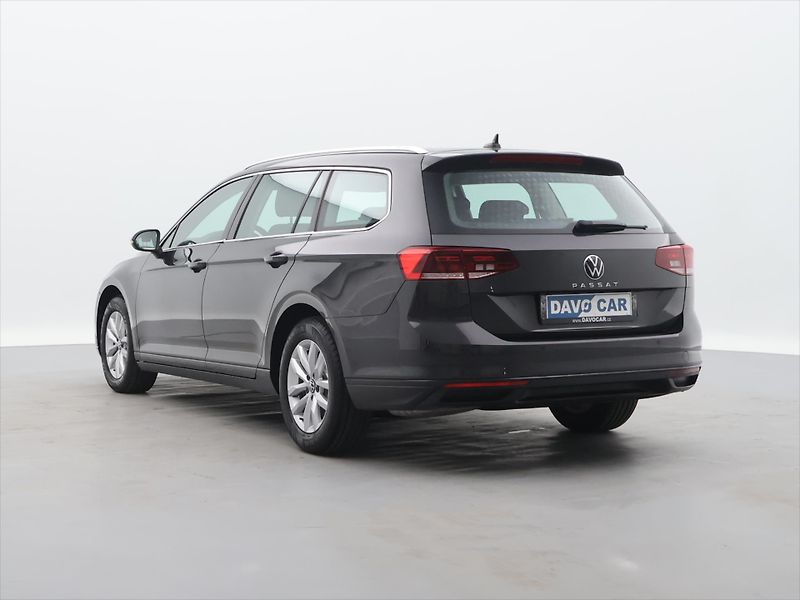 Volkswagen Passat 1,5 TSI 110 kW Business DPH CZ - fotka 5 z 26