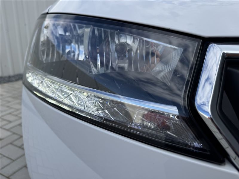 Škoda Fabia 1,0 TSI DPH 1.maj. původ ČR - fotka 8 z 50