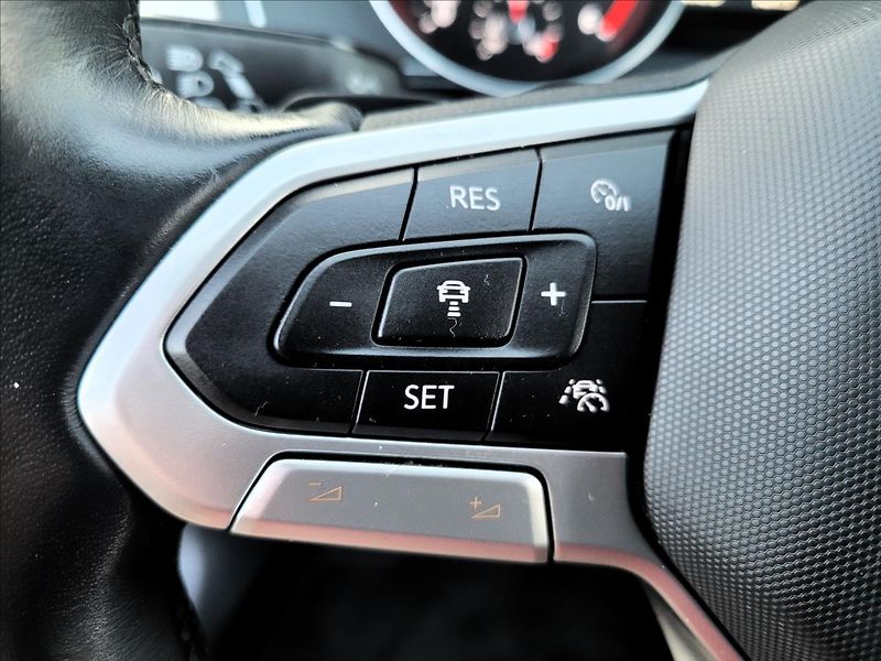Volkswagen Passat 2,0 zálohováno - fotka 19 z 48