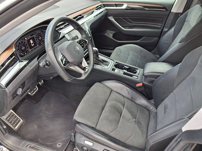 Volkswagen Arteon (2022) Elegance DSG 2,0TSi 140kW - fotka 6 z 35