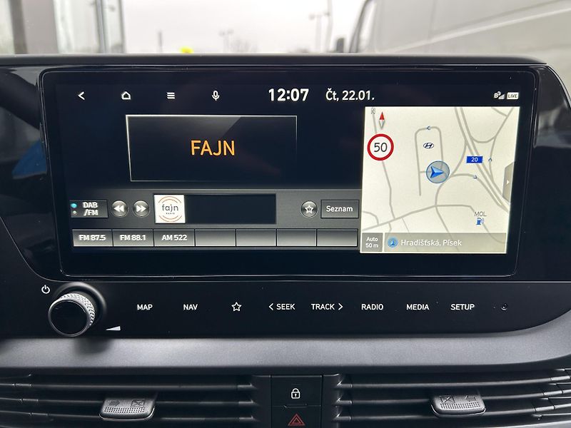 Hyundai i20 26 1,0 T-GDI DCT GO PLUS! 66kW - fotka 21 z 30