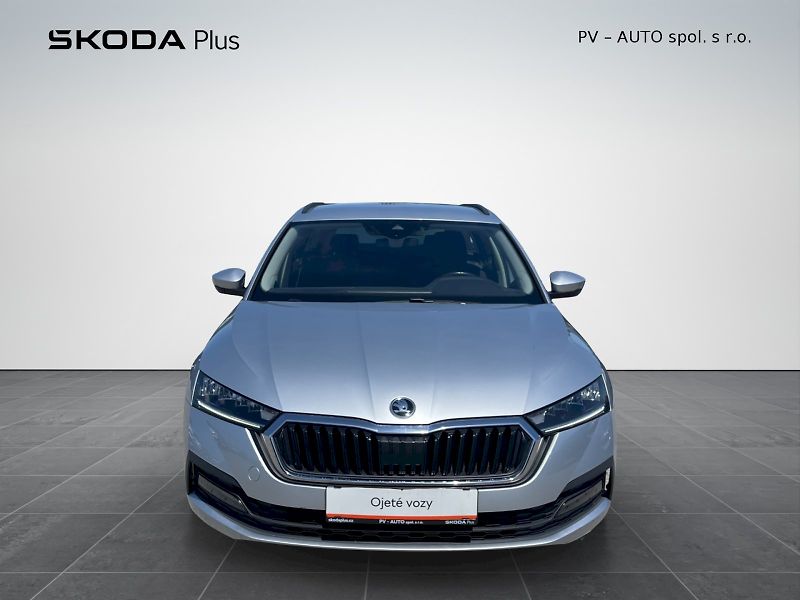 Škoda Octavia (2020) 1.5 TSI 110kW Ambition Plus co - fotka 4 z 33
