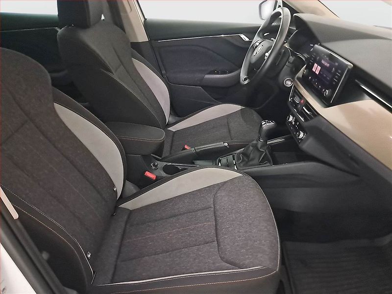 Škoda Scala (2022) Style 1.0 TSI, Automat - fotka 9 z 17