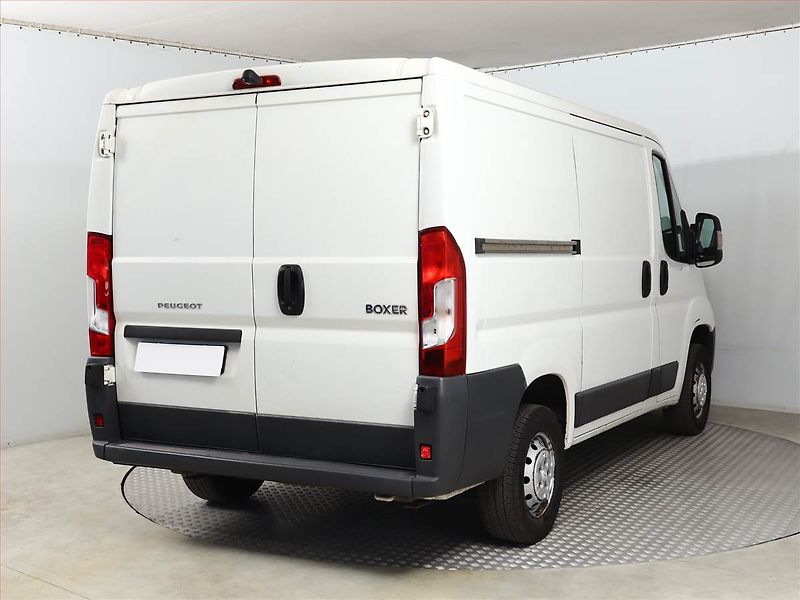 Peugeot Boxer (2017) 2.0 BlueHDi, L1H1, ČR - fotka 5 z 12