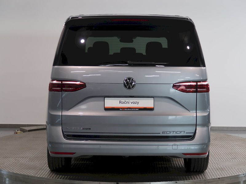 Volkswagen Multivan (2025) BULLI 1.5TSI PHEV 180KW 4M DSG - fotka 9 z 44