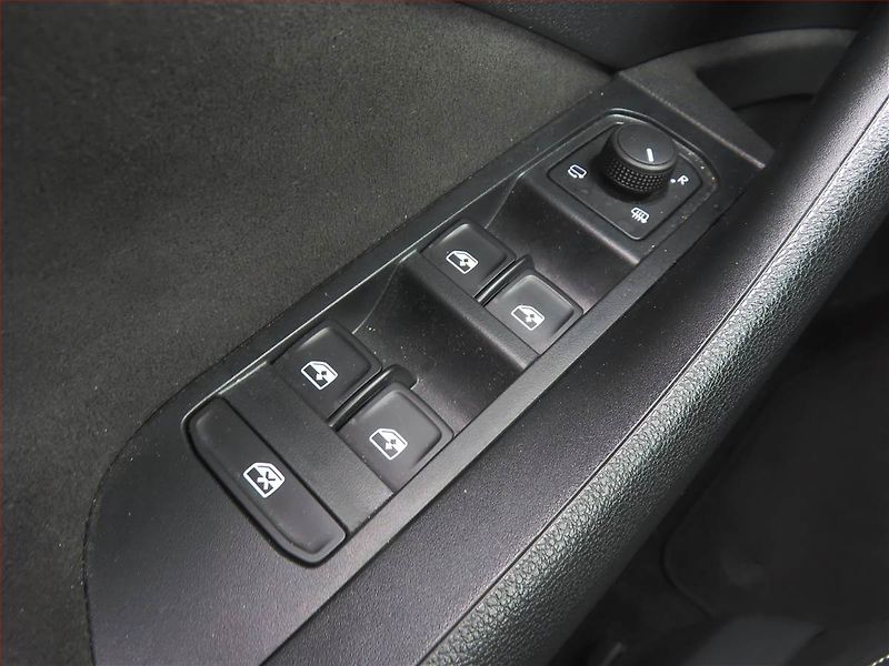 Škoda Scala (2024) 1.0 TSI, Drive, FullLed - fotka 16 z 16