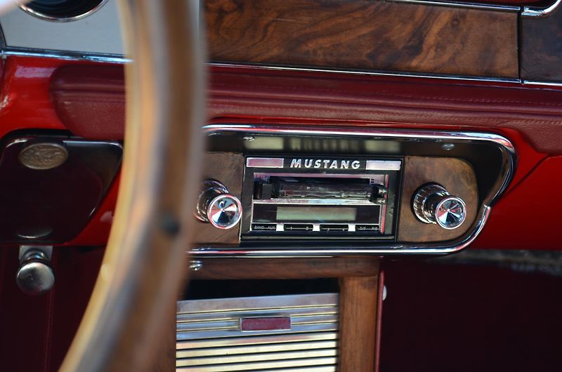 Ford Mustang (1967) Convertible 1967,V8,289, 200Hp - fotka 31 z 55