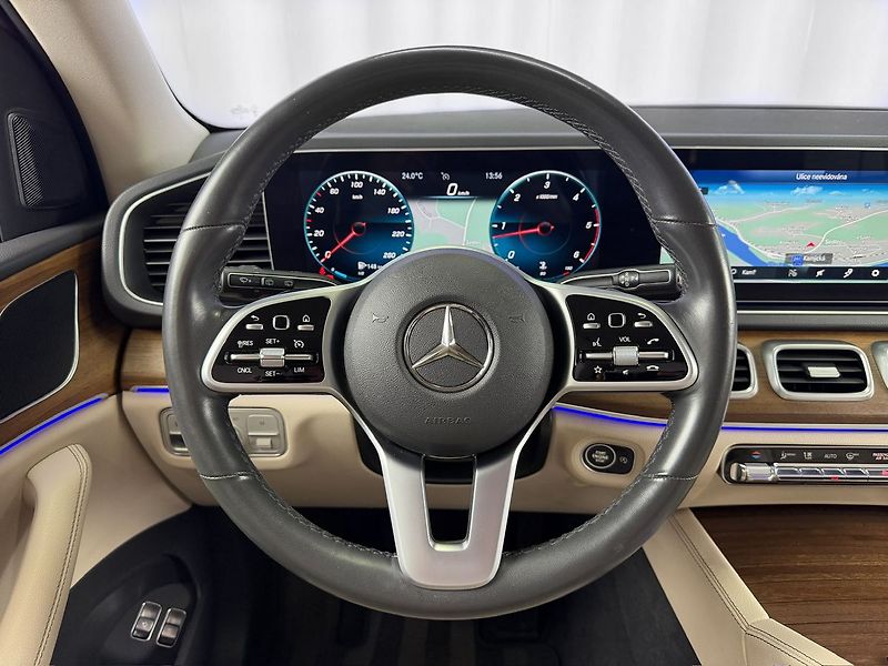 Mercedes-Benz GLE 400d 4MATIC AMG, AIRMATIC, WEB - fotka 13 z 30
