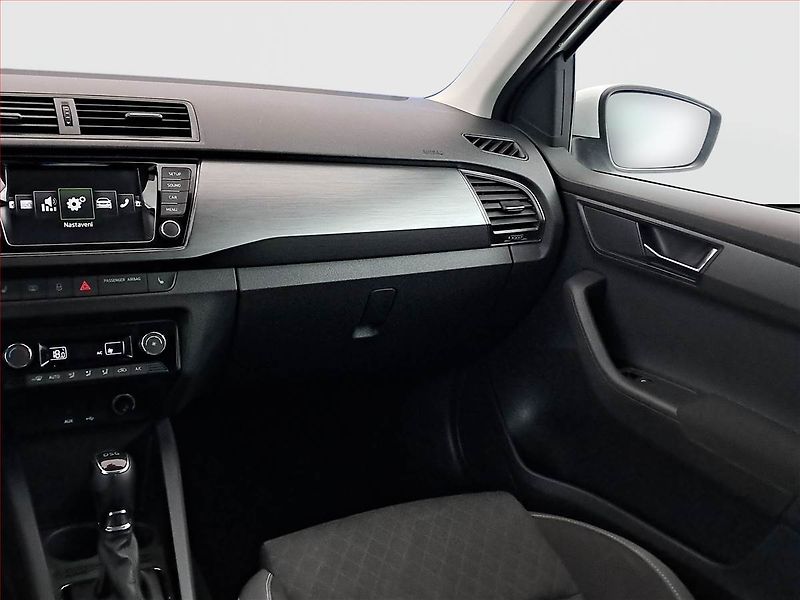 Škoda Fabia (2016) Style 1.2 TSI, Automat - fotka 8 z 17