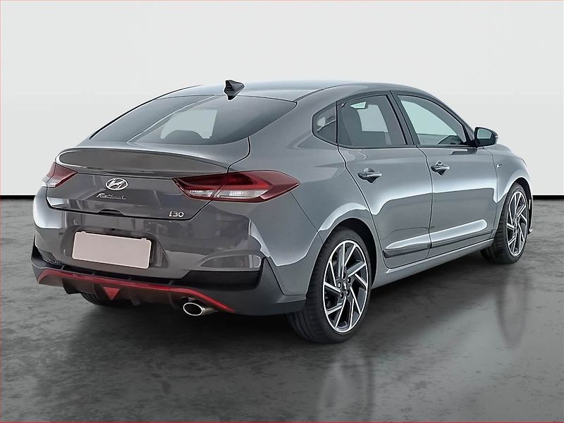 Hyundai i30 (2023) N-Line 1.5 T-GDI MHEV - fotka 5 z 17