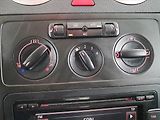 Volkswagen Caddy (2009) 1.4 i, 5Míst, 1Maj - náhled 13