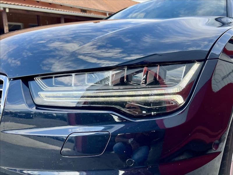Audi A7 3,0 TDi S-line QUATTRO / LED - fotka 50 z 54