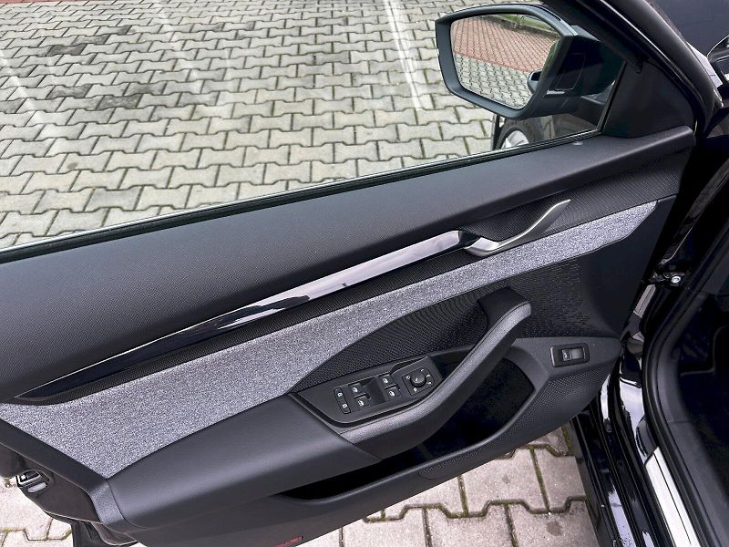 Škoda Octavia (2024) Combi 2.0 TDI 110kW DSG Top Se - fotka 23 z 35