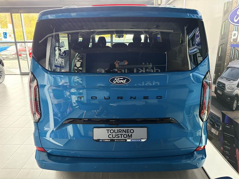 Ford Tourneo Custom (2026) Titanium X L2, Tourneo, 2.0 Ec - fotka 5 z 9