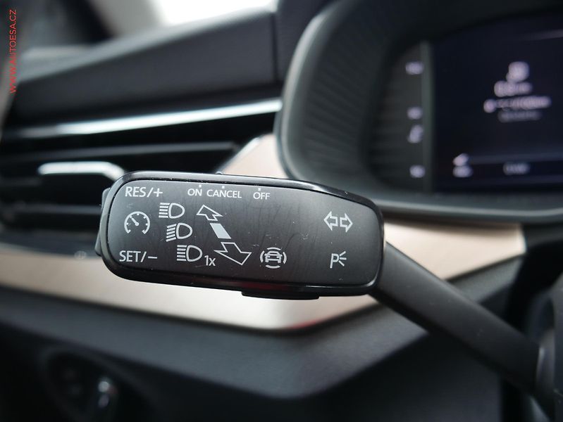 Škoda Scala (2021) 1.5 TSI, ČR, Style, DSG - fotka 18 z 19