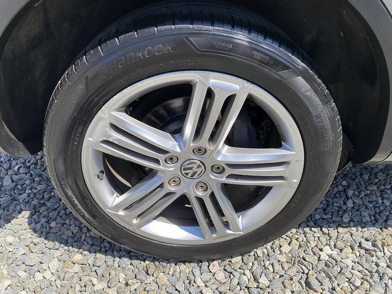 Volkswagen Touareg 3.0TDi 4x4 FL 2017 ELEGANCE 1A - fotka 52 z 176